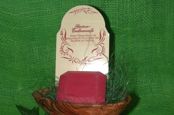 Erdbeer-Rhabarber Seife